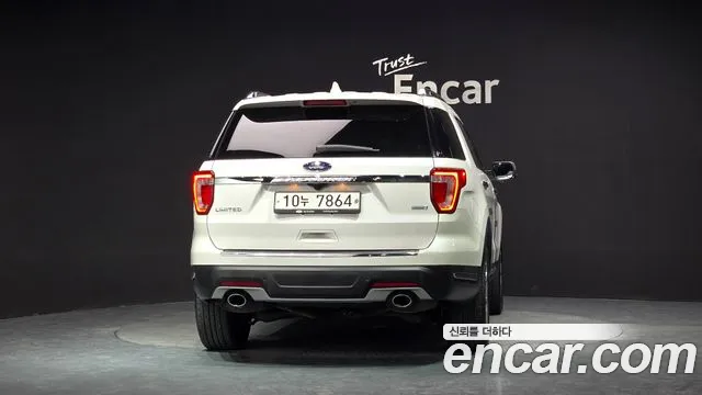 Ford Explorer 2019 thumb 4