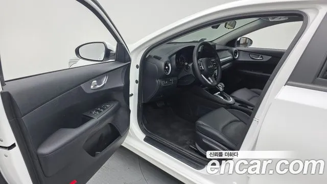 Kia K3 2023 thumb 10