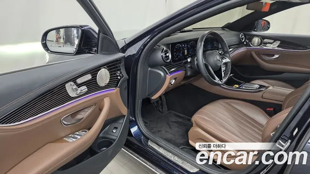 Mercedes-Benz E-Класс 2022 thumb 10