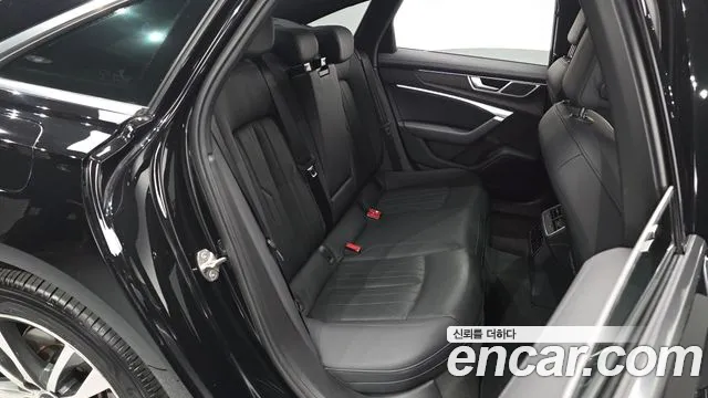 Audi A6 2022 thumb 12