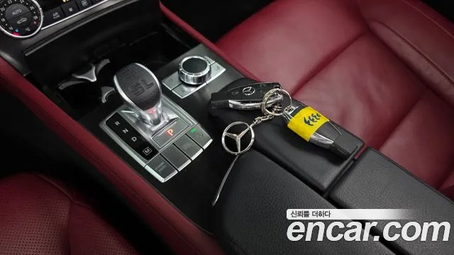 Mercedes-Benz SL-Класс 2016 thumb 9