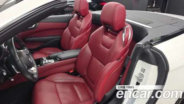 Mercedes-Benz SL-Класс 2016 thumb 12