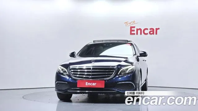 Mercedes-Benz E-Класс 2019 thumb 3