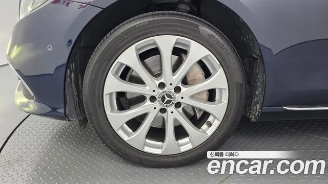 Mercedes-Benz E-Класс 2019 thumb 5