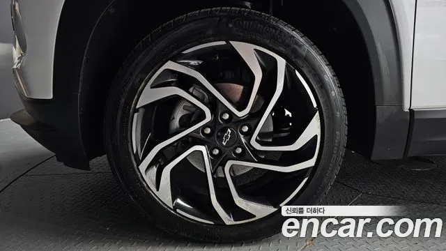 ChevroletGMDaewoo TrailBlazer 2023 thumb 5