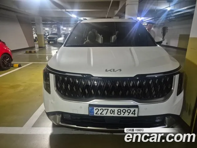 Kia Carnival 2025 thumb 11