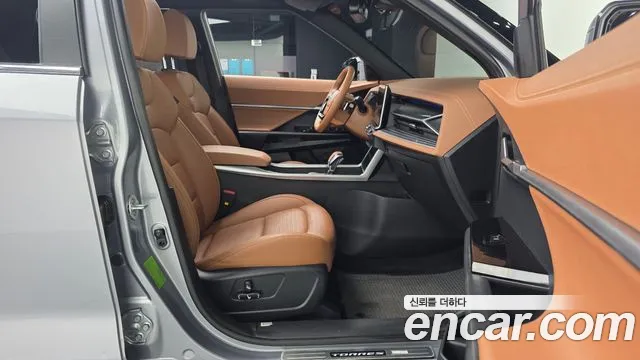KG_Mobility_Ssangyong Torres 2022 thumb 11