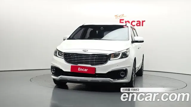 Kia Carnival 2016 thumb 3