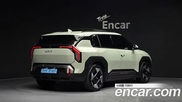 Kia EV3 2024 thumb 2