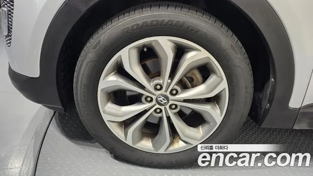 Hyundai Santa Fe 2012 thumb 5
