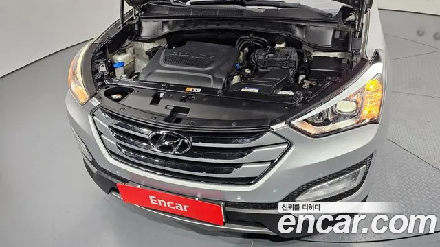 Hyundai Santa Fe 2012 thumb 6