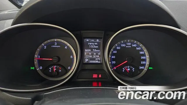 Hyundai Santa Fe 2012 thumb 8