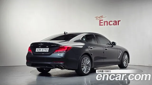 Genesis G70 2019 thumb 2