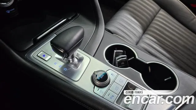 Genesis G70 2019 thumb 9