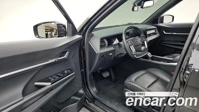 KG_Mobility_Ssangyong Torres 2022 thumb 10