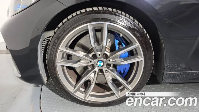 BMW 4-Series 2021 thumb 4