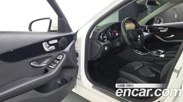 Mercedes-Benz C-Класс 2019 thumb 10