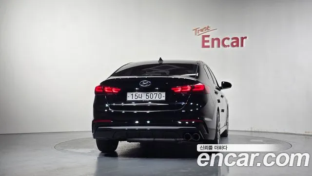 Hyundai Avante 2017 thumb 4