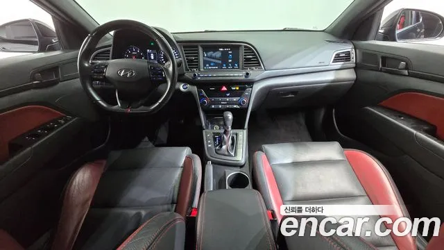 Hyundai Avante 2017 thumb 7