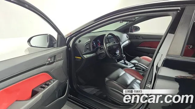 Hyundai Avante 2017 thumb 10
