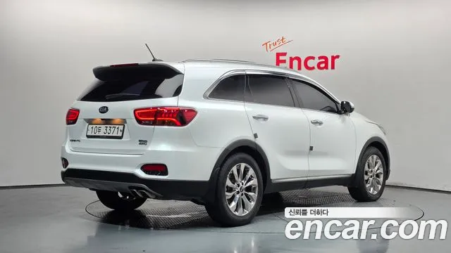 Kia Sorento 2017 thumb 2
