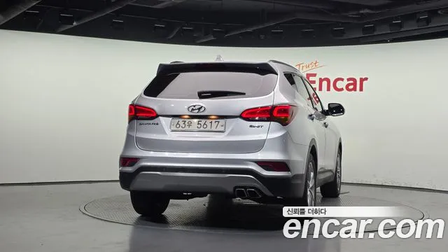 Hyundai Santa Fe 2015 thumb 4