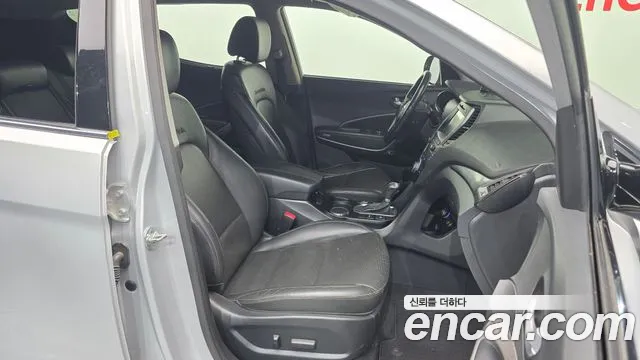 Hyundai Santa Fe 2015 thumb 11