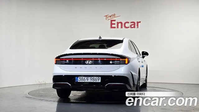 Hyundai Sonata 2025 thumb 4