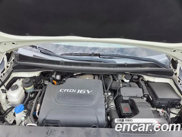 Kia Carnival 2015 thumb 6
