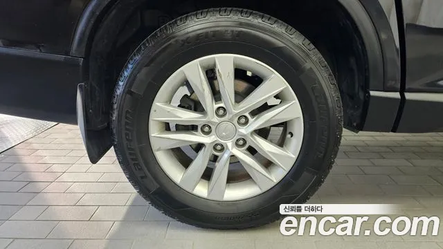 KG_Mobility_Ssangyong Rexton 2018 thumb 5