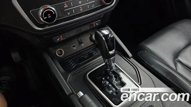 KG_Mobility_Ssangyong Rexton 2018 thumb 9