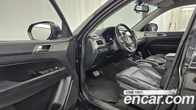 KG_Mobility_Ssangyong Rexton 2018 thumb 10