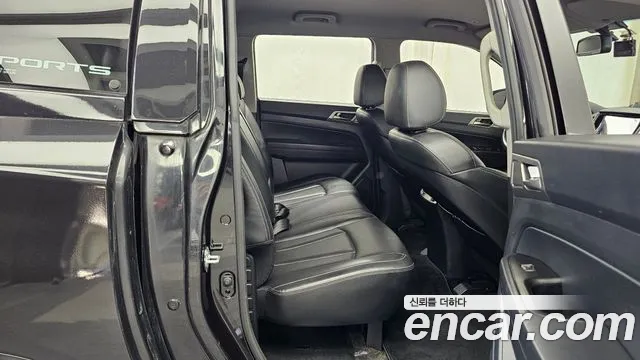 KG_Mobility_Ssangyong Rexton 2018 thumb 11