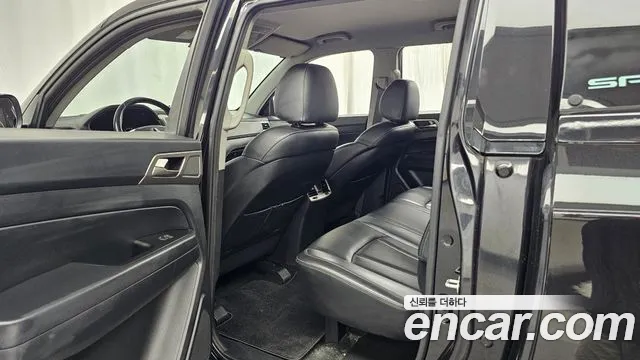 KG_Mobility_Ssangyong Rexton 2018 thumb 12