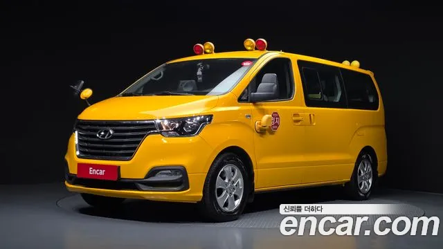 Hyundai Starex 2018 thumb 2