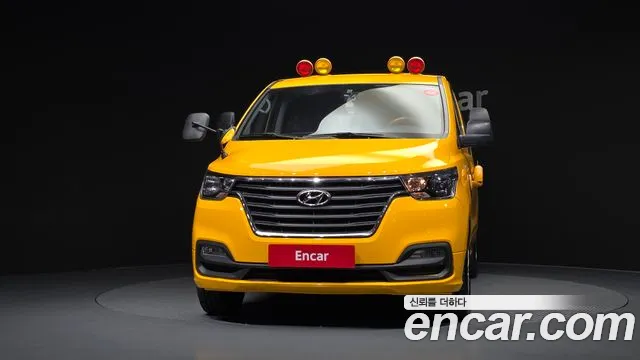 Hyundai Starex 2018 thumb 4