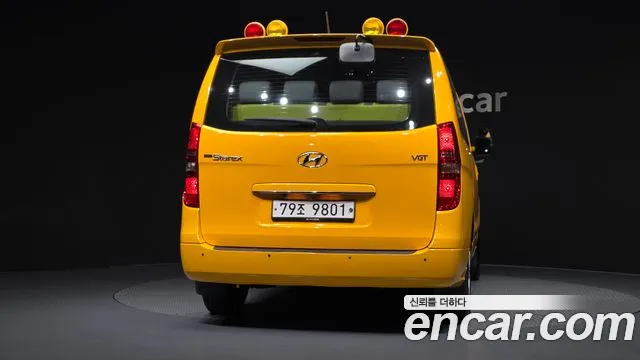Hyundai Starex 2018 thumb 5