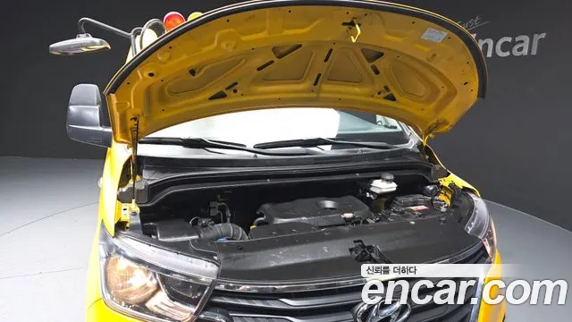 Hyundai Starex 2018 thumb 6