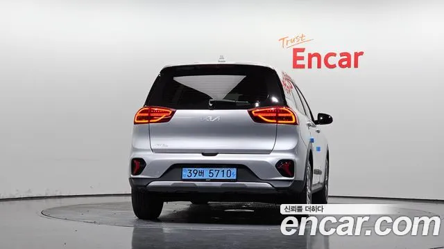 Kia Niro 2022 thumb 4