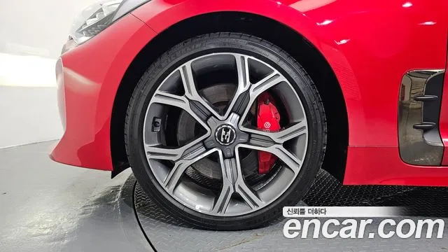 Kia Stinger 2018 thumb 5