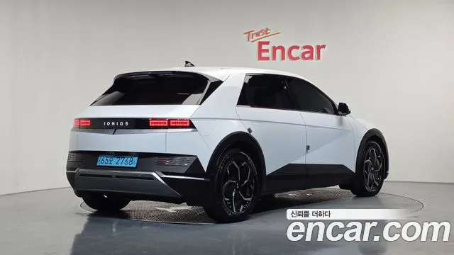 Hyundai IONIQ 5 2023 thumb 2