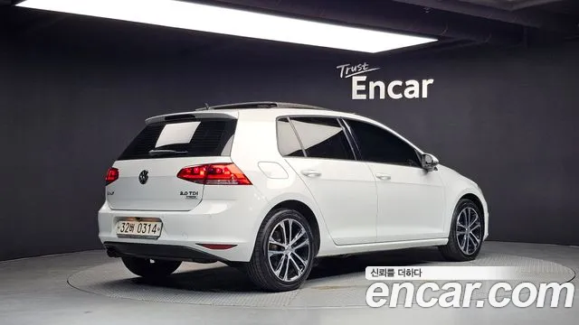 Volkswagen Golf Sportsvan 2016 thumb 2