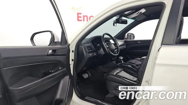 KG_Mobility_Ssangyong Rexton 2019 thumb 10