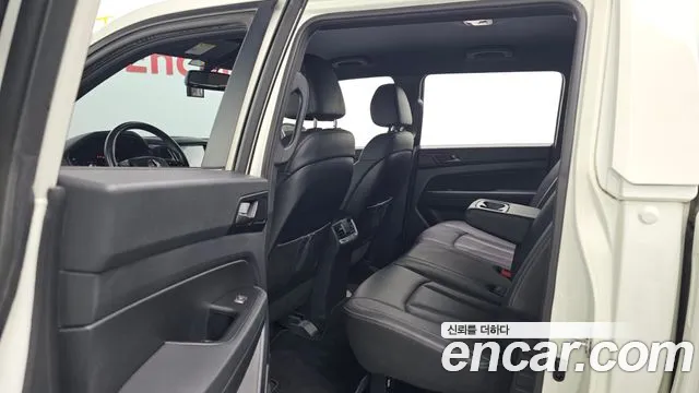 KG_Mobility_Ssangyong Rexton 2019 thumb 12