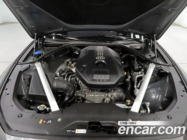 Genesis G70 2018 thumb 6