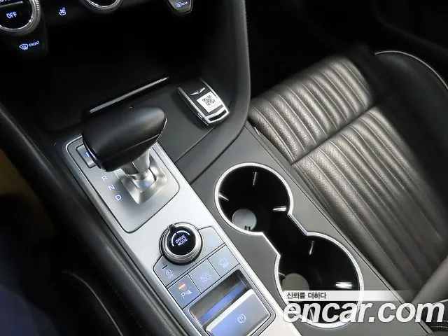 Genesis G70 2018 thumb 9