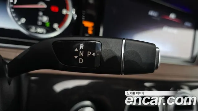 Mercedes-Benz S-Класс 2017 thumb 8