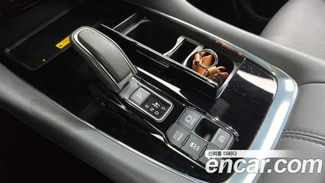 Toyota Alphard 2024 thumb 8