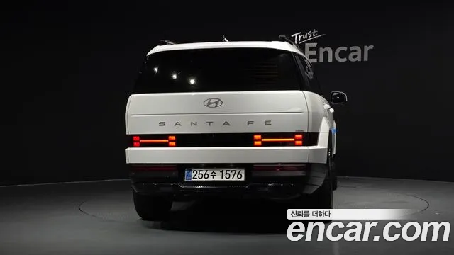 Hyundai Santa Fe 2024 thumb 4