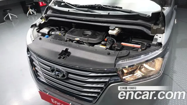 Hyundai Starex 2020 thumb 6